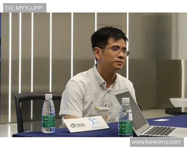 吴强专访:从青涩少年到羽毛球冠军的奋斗与成长之路 吴强专访:从青涩少年到羽毛球冠军的奋斗与成长之路