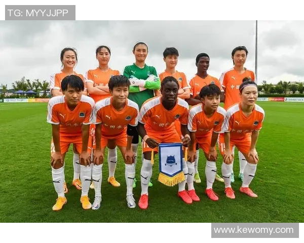 赛后分析:上海足球队与武汉足球队的表现与状态对比探讨 赛后分析:上海足球队与武汉足球队的表现与状态对比探讨