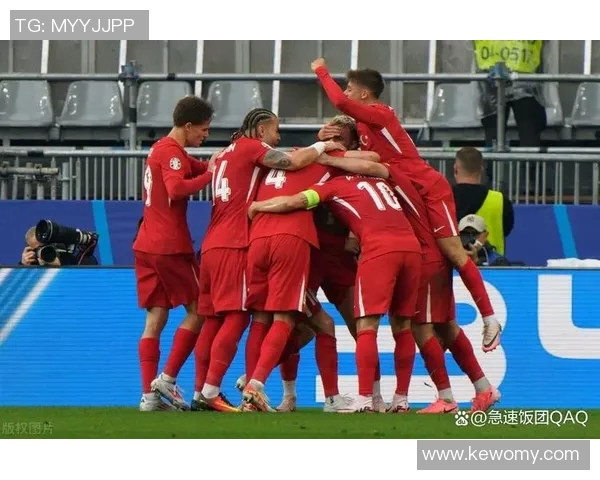 史帕尔主场迎战萨索洛双方争夺关键三分的激烈对决