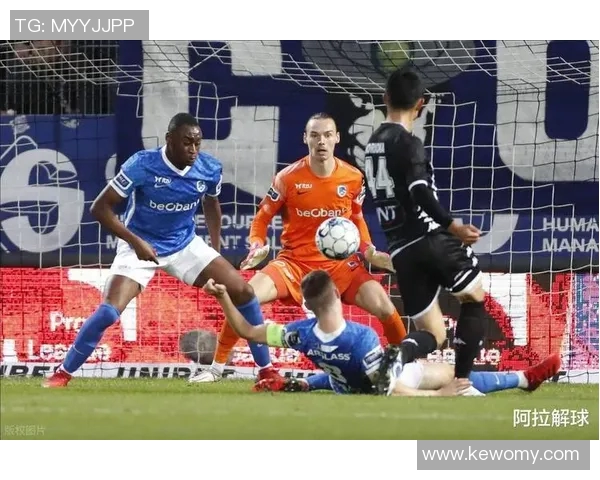 皇马与布鲁日精彩对决央视回放全程回顾与精彩瞬间分析