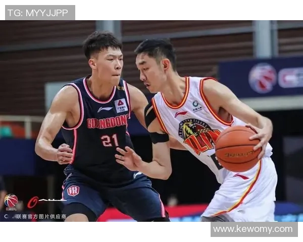 九台队与广东队激战正酣回顾2016年1月13日精彩对决瞬间 九台队与广东队激战正酣回顾2016年1月13日精彩对决瞬间