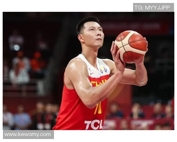 易建联：从篮球场上的传奇到中国体育的象征与未来发展方向探讨