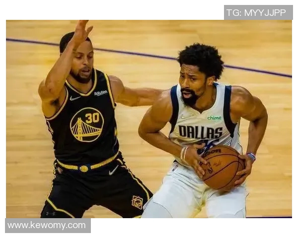 湖人队与掘金队激战正酣谁能在季后赛中笑到最后 湖人队与掘金队激战正酣谁能在季后赛中笑到最后