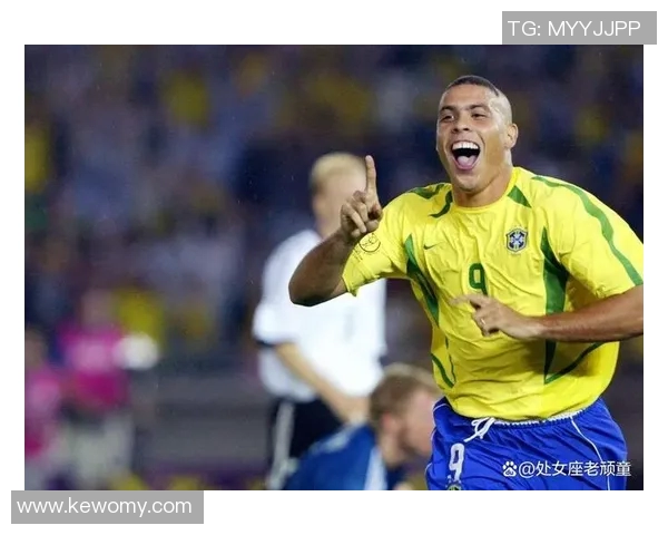 罗纳尔多时代的经典对决皇马与巴萨的巅峰对抗回顾